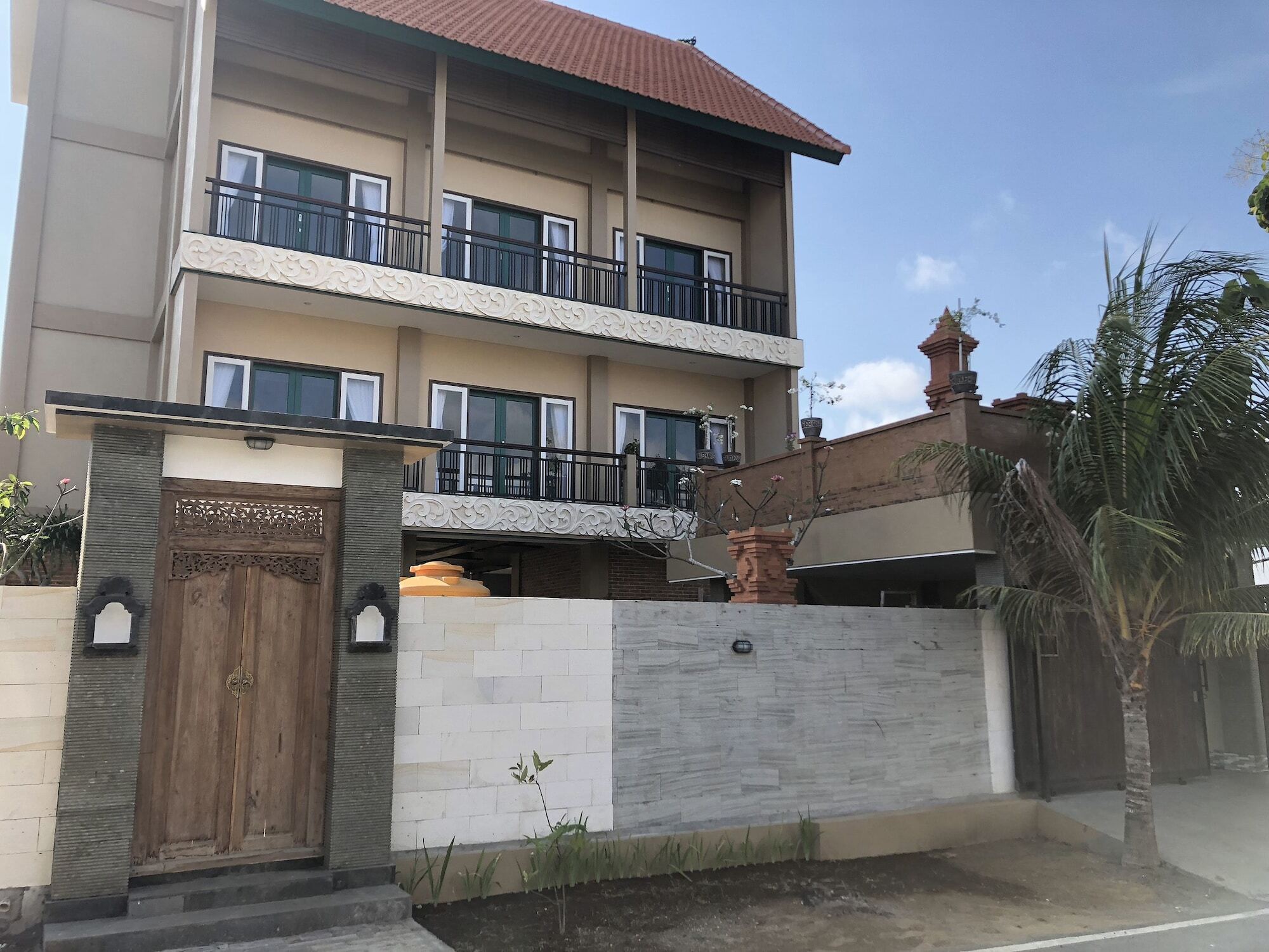 Bukawa Lodge جيمباران المظهر الخارجي الصورة